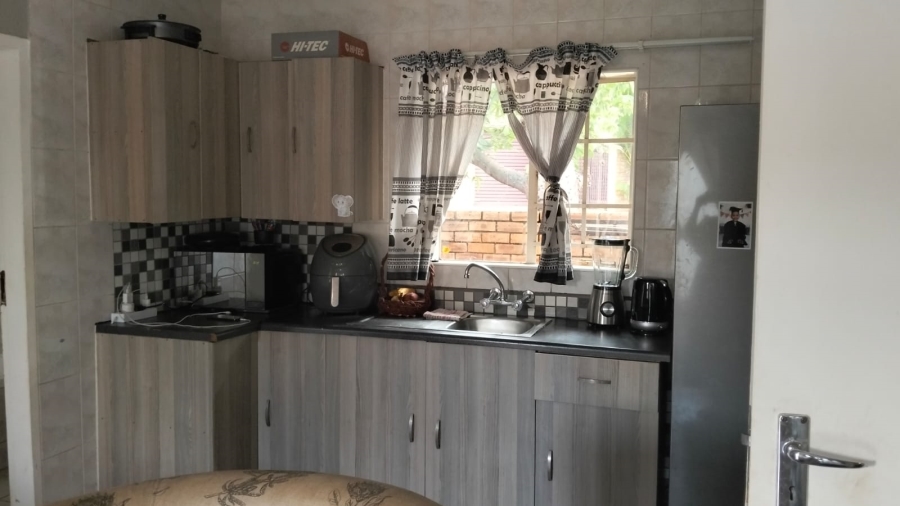 2 Bedroom Property for Sale in Safari Gardens North West